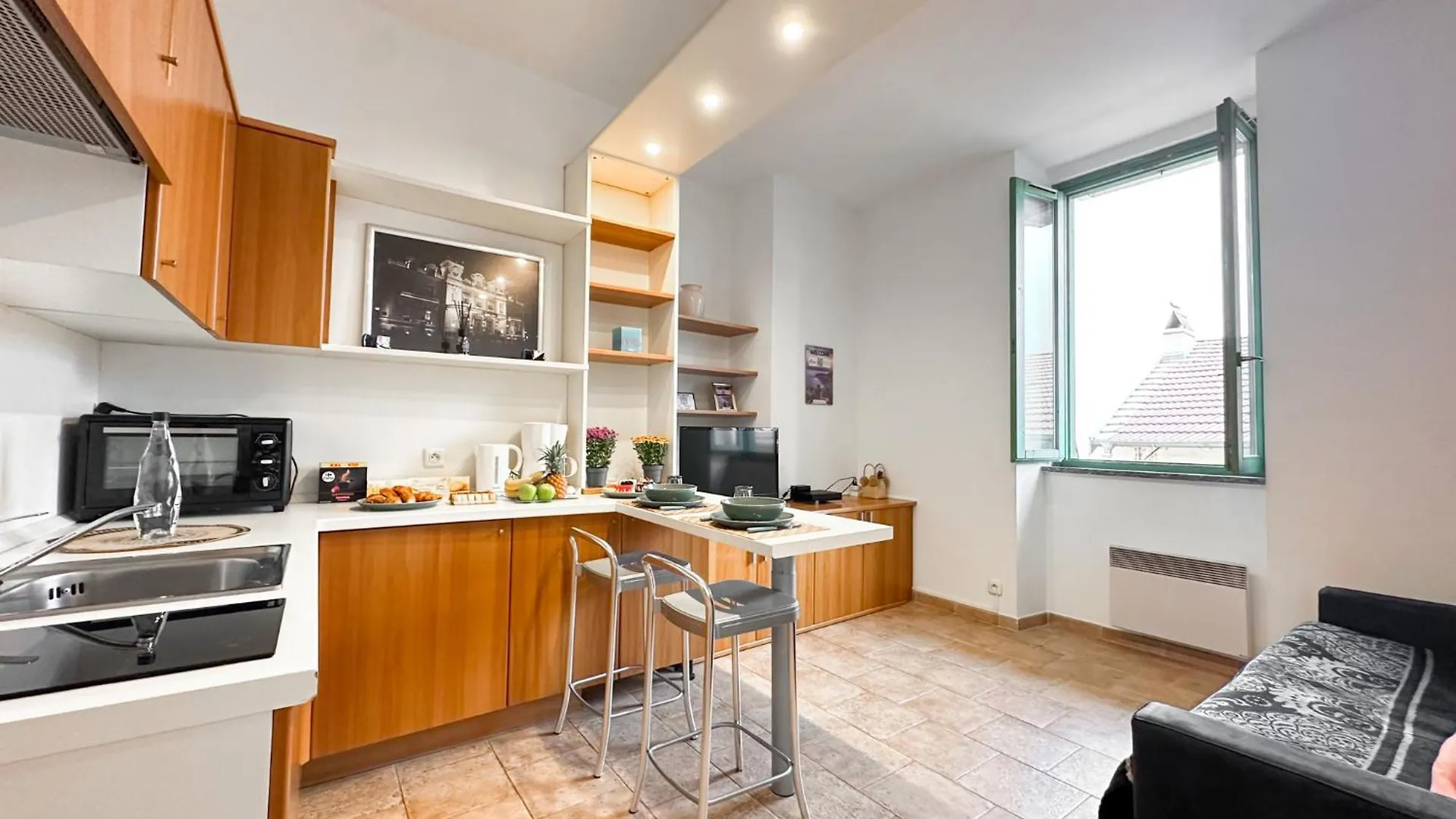 Appartement New Apart, Monaco, Bnbrickeys à Cap-d'Ail